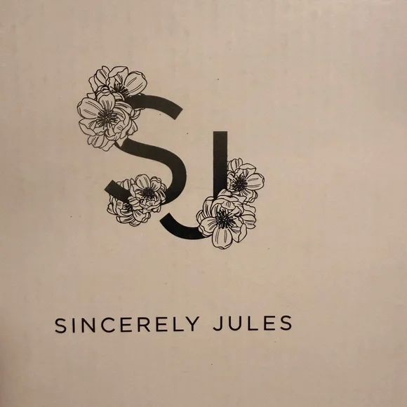 Sincerely Jules Burgundy Lace-Up Boots - Picture 7 of 7